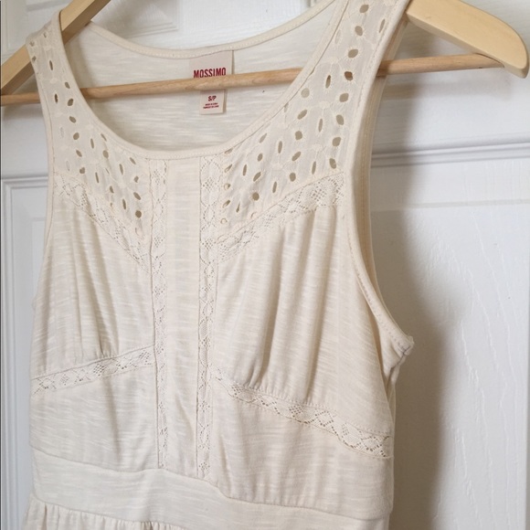 Lace Detail Dress - Picture 4 of 7